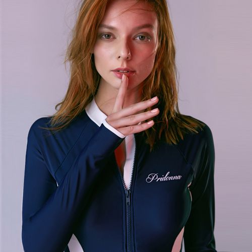 pridonna长袖连体泳衣女 度假温泉游泳装防晒抗氯ins风冲浪潜水服